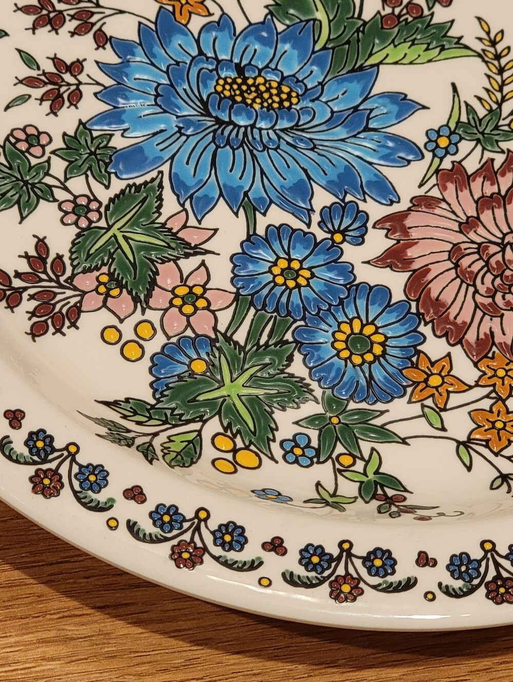 Nassos Rodos Plate Hand Painted Decorative Plate Flowers Butterflies 24 K Gold - Picture 4 of 8